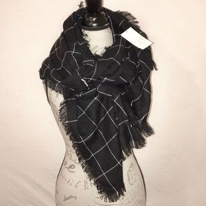 A NEW DAY | Plaid Squares Woven Raw Hem Scarf Wrap